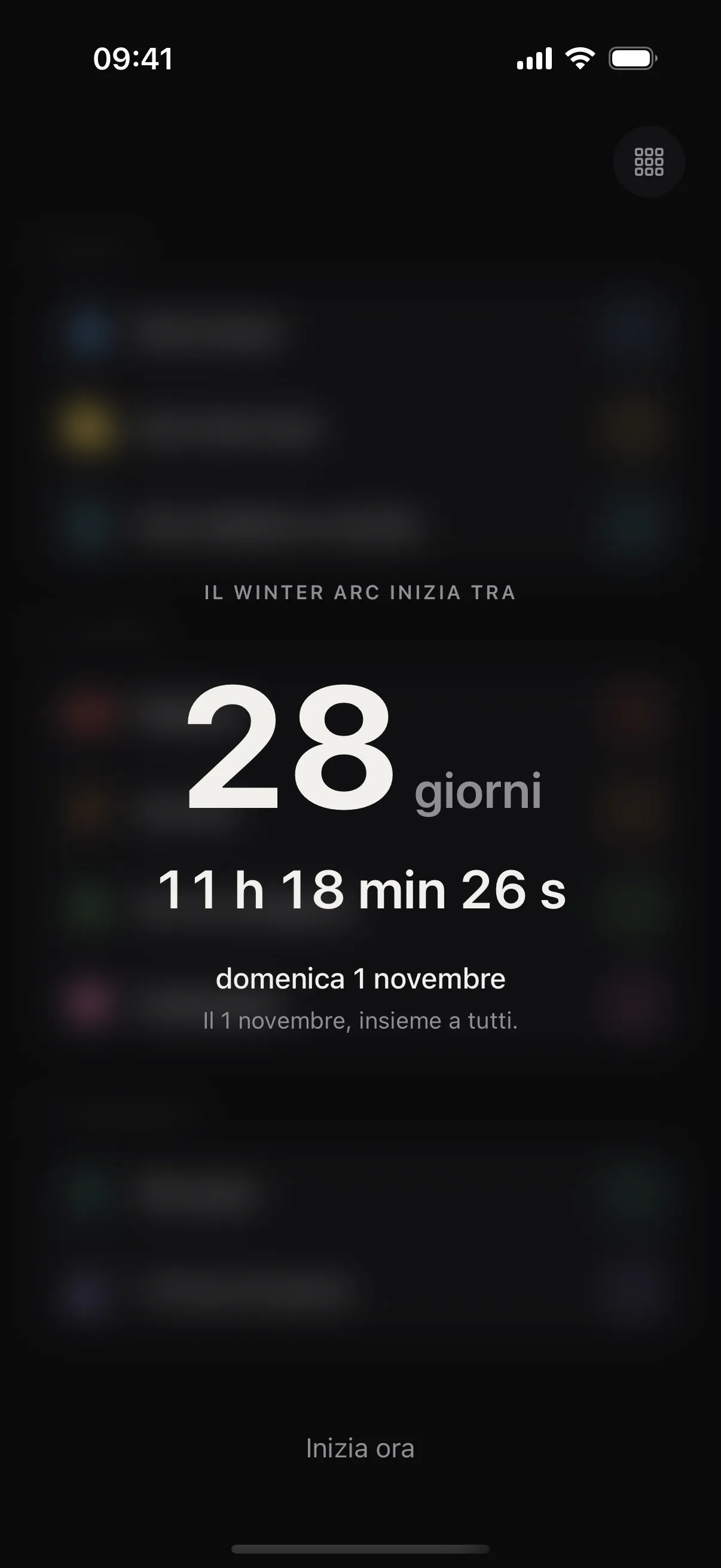 Schermata Home dell’app prima della partenza: «Il winter arc inizia tra 28 giorni», il conto alla rovescia fino a domenica 1° novembre e la frase «insieme a tutti».